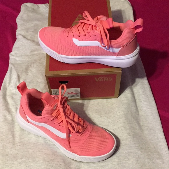 vans ultrarange strawberry pink